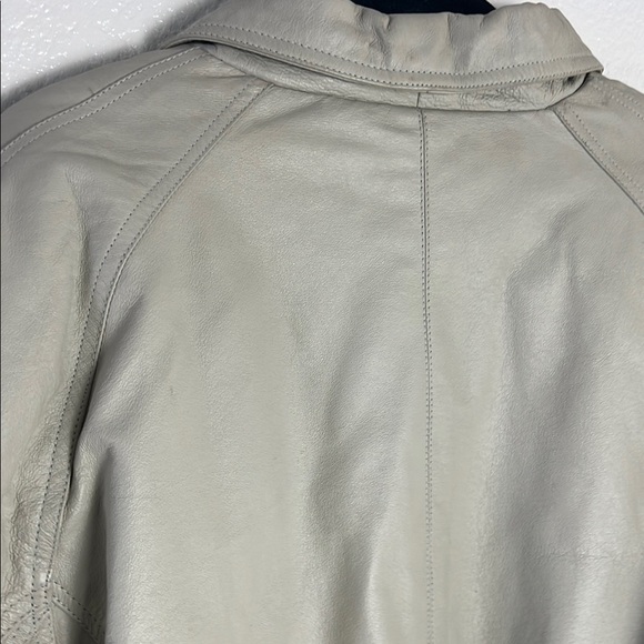 Fandango Cream Leather Jacket - Picture 14 of 15